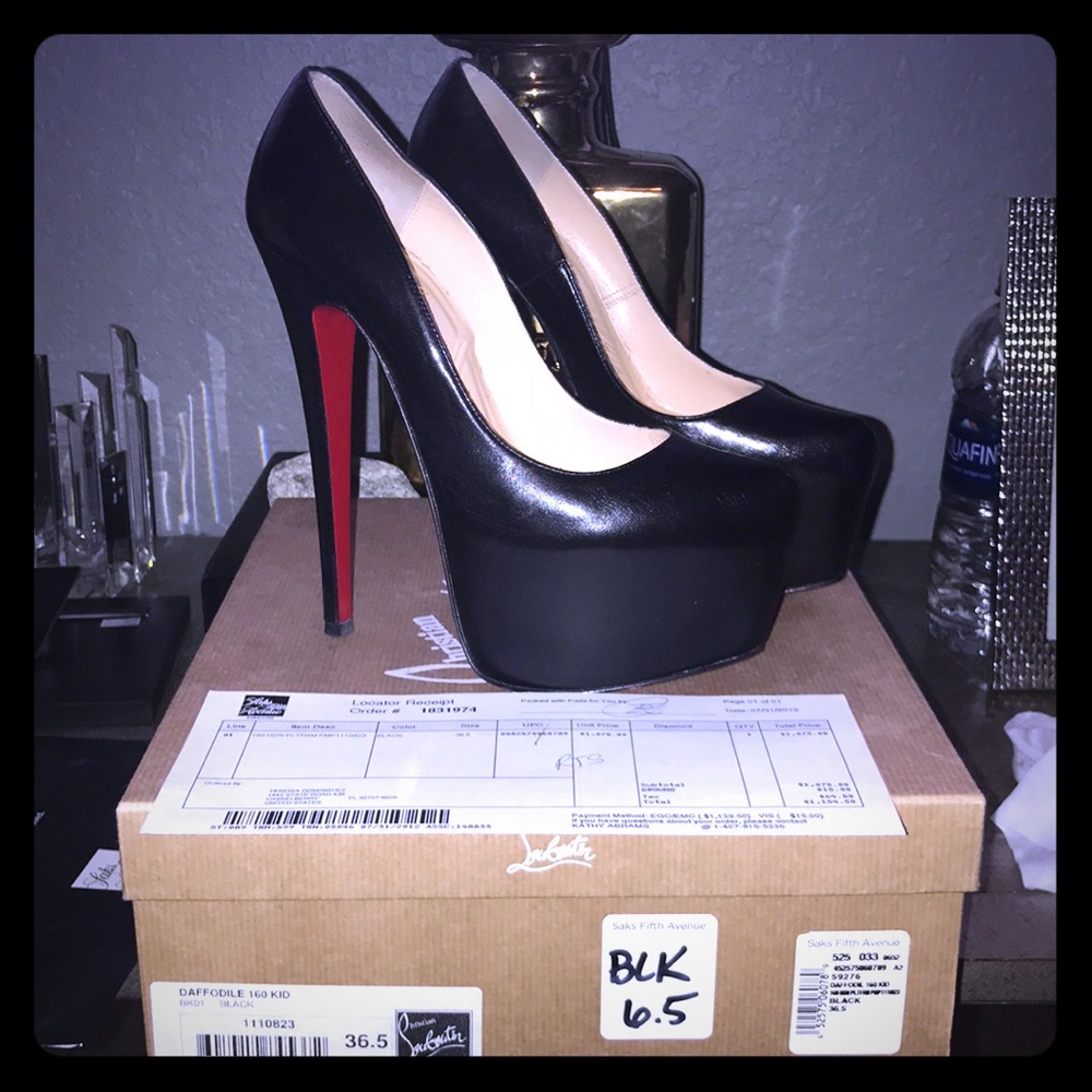 Christian Louboutin Daffodile size 36.5 im black